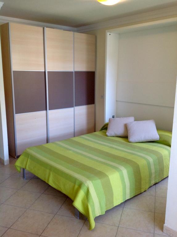 אלגארובו-קוסטה Apartamento Centro Internacional מראה חיצוני תמונה